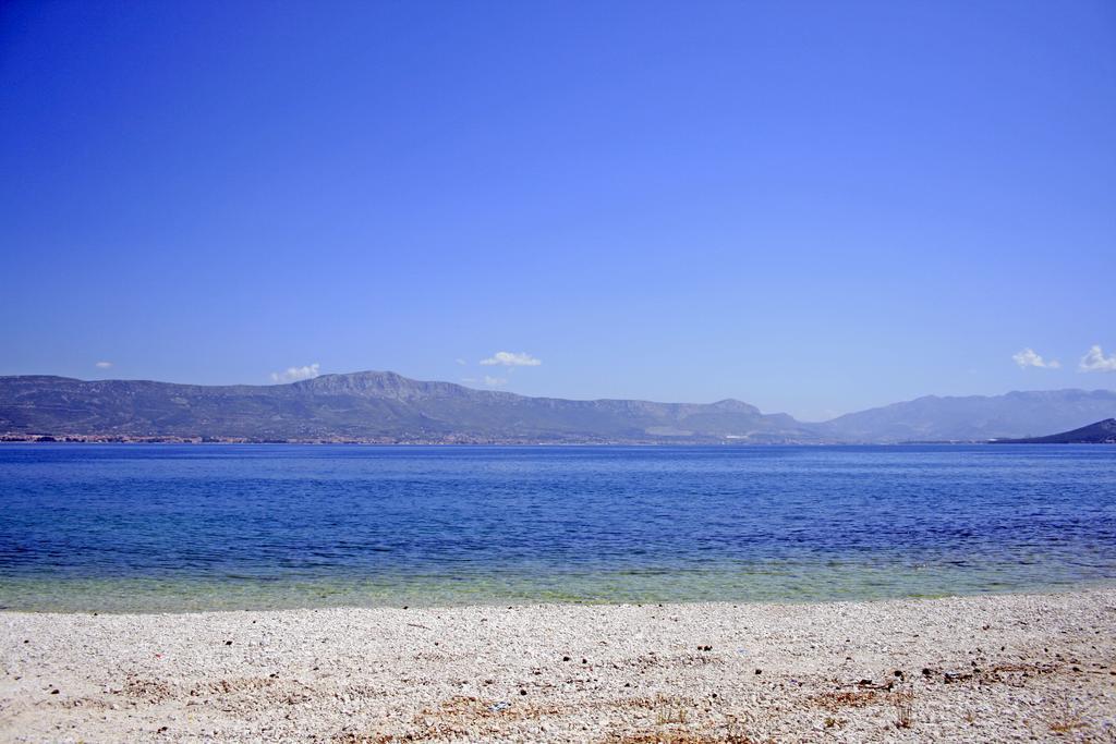 Apartments Villa Zvonimir Slatine Rom bilde