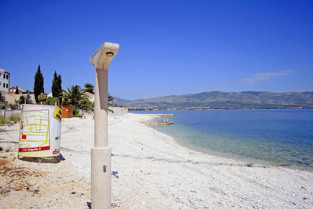 Apartments Villa Zvonimir Slatine Rom bilde